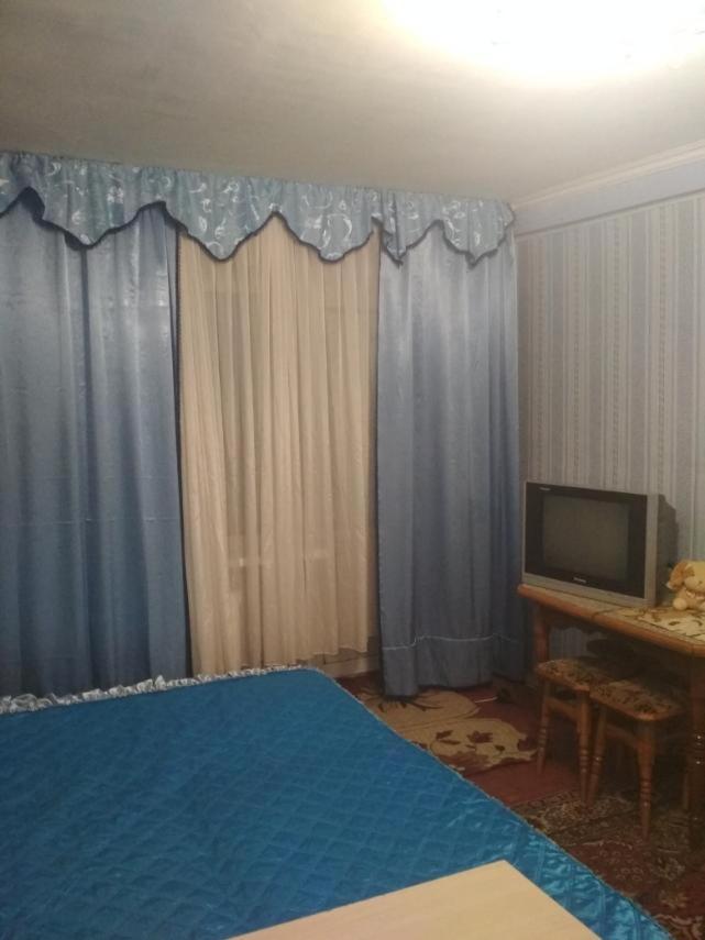 Уютная 1 Комнатная Квартира Возле Метро Дарница Kiev Luaran gambar